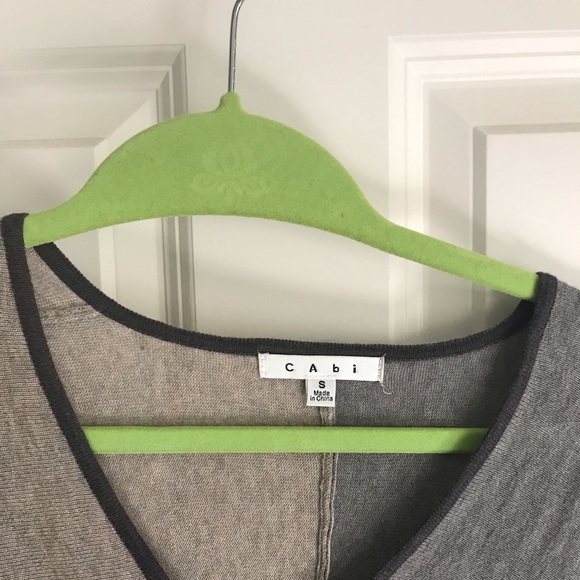 Cape - Picture 3 of 3